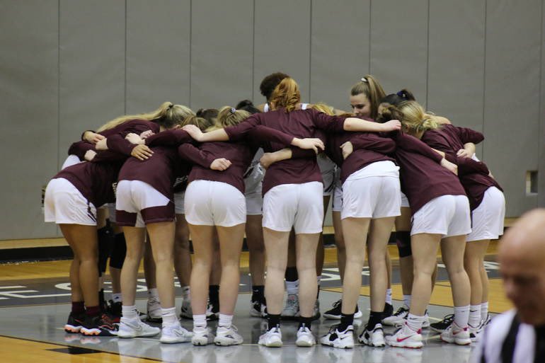 Great team win in the MCT semifinals against Montville! It was an outstanding game for both teams. Proud of our girls! See you all next Friday at CCM.