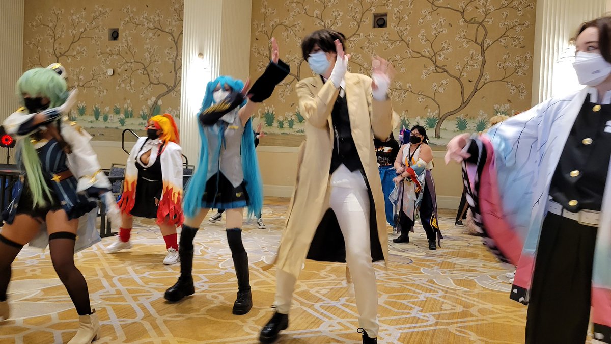Two_Cams25's tweet photo. Who IS this Stray Dog?
#BungoStrayDogs #bungosd
#Katsucon2022 #Katsucon #SplashingLightsAtKatsucon #SplashingLightsPhotography #SplashingLightsVideo https://t.co/BoQgAZ1vgK