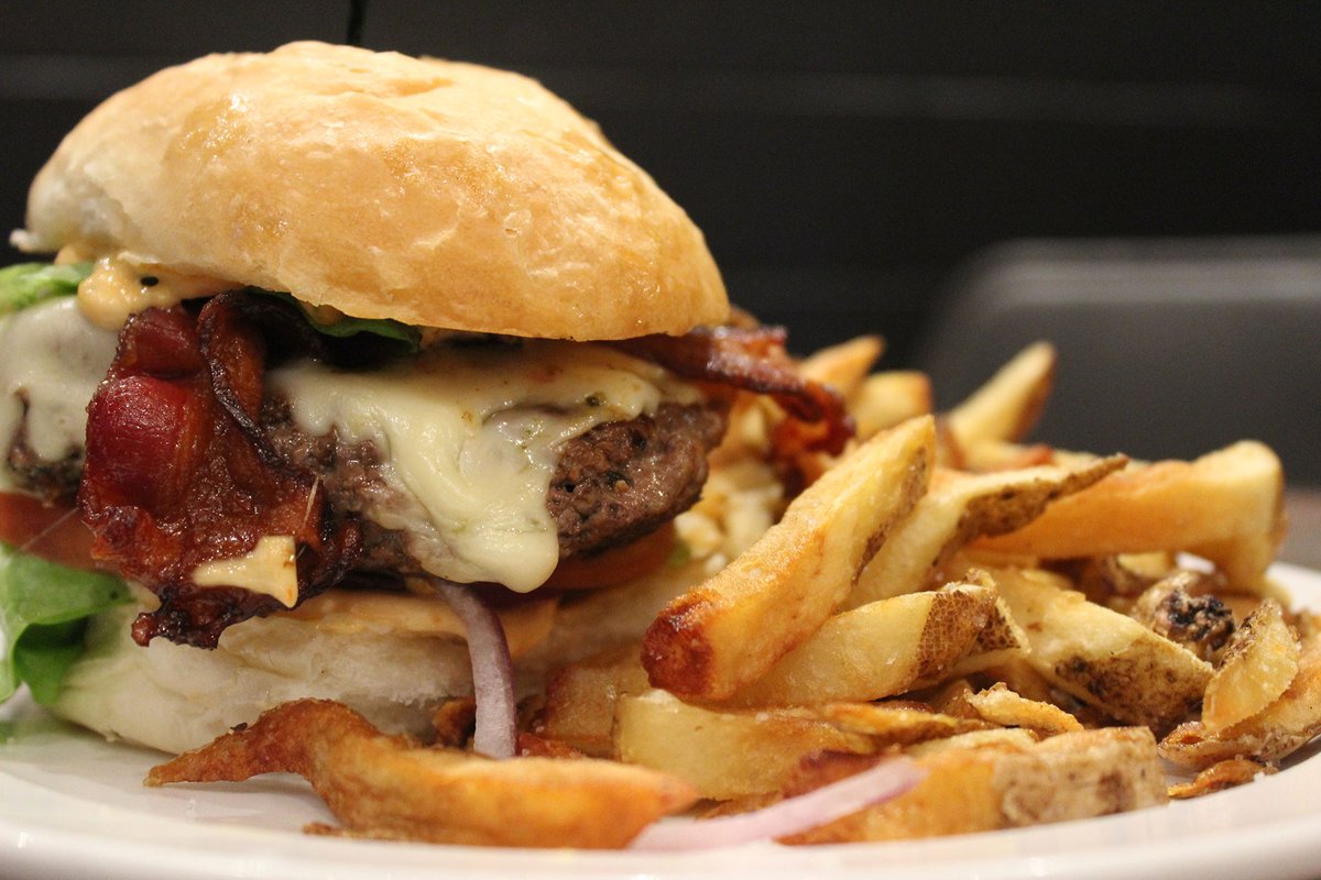 Takeout &amp; delivery starts 4pm! See the new <a href="/greensleevespub/">Green Sleeves Pub</a> / <a href="/MamaSoulas709/">Mama Soula's</a> hybrid menu at mamasoulas.com (all orders fulfilled by <a href="/greensleevespub/">Green Sleeves Pub</a> downtown, while uptown fire repairs continue). Thank you!