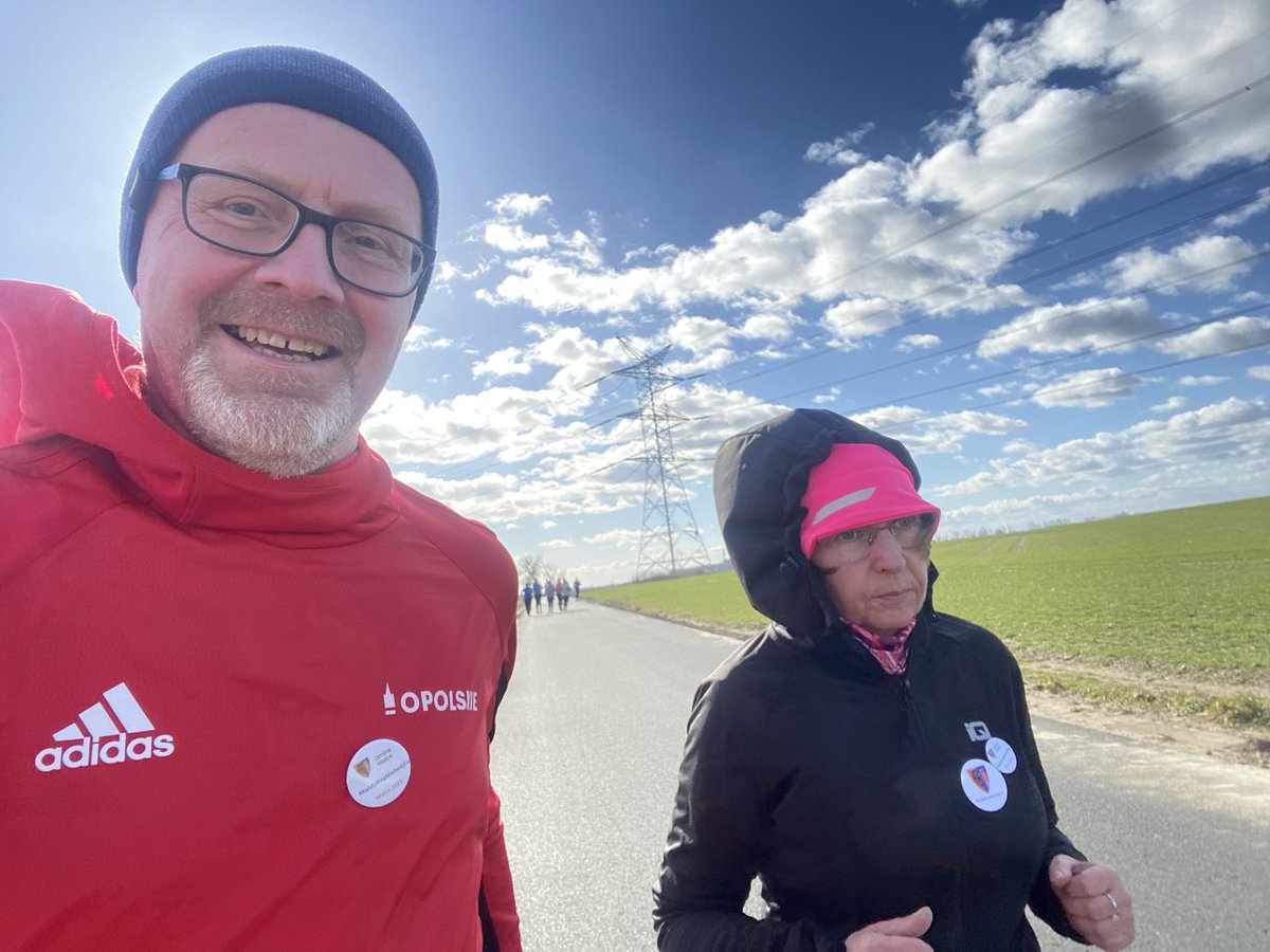 roman_kolek's tweet photo. 5 km biegu + 5km Nordic Walking w warunkach silnego wiatru-to sobotnie dodatkowe aktywności,dziś charytatywnie #KażdyBiegMaSwójCel #Walce #running #runningforhealth #charityrun https://t.co/6XaEkGWJ2H