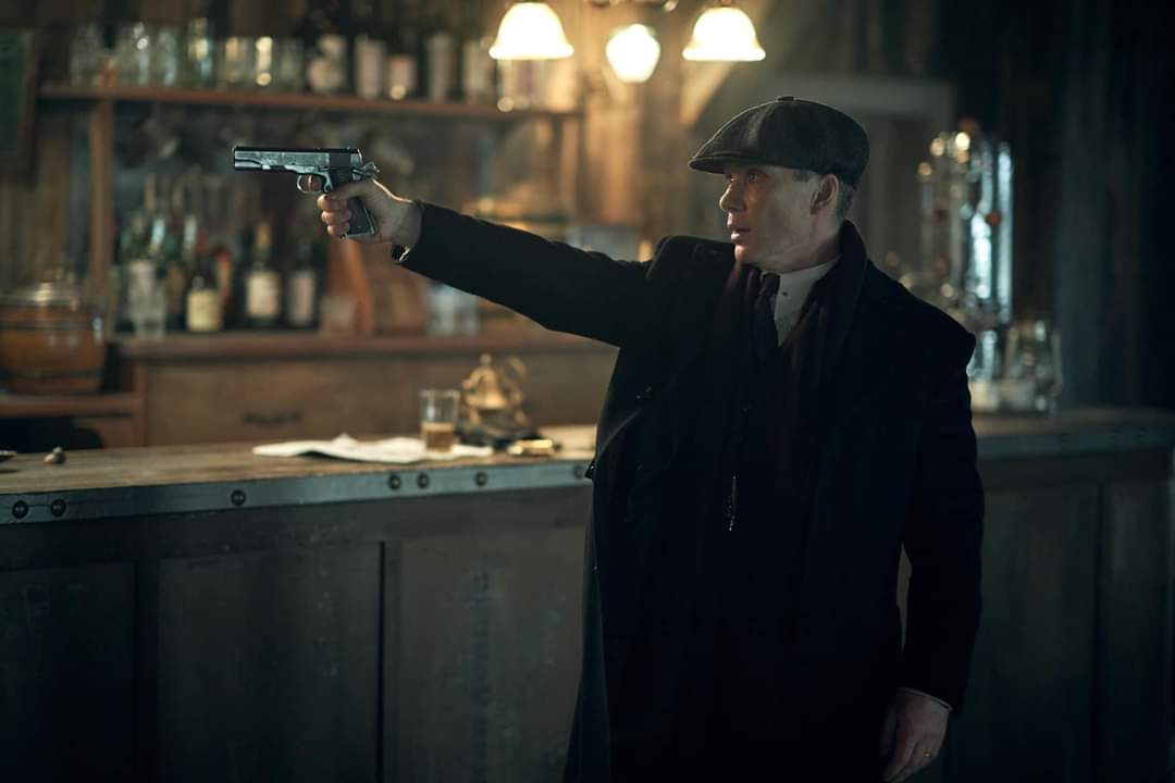 How's your Saturday going? Not sure Tommy's is going too well. BTS Season 6
📸 Matt Squire /BBC/ <a href="/ThePeakyBlinder/">Peaky Blinders</a>
#PeakyBlinders6 #PeakyBlinders #CillianMurphy #TommyShelby #PeakyBlinderss6