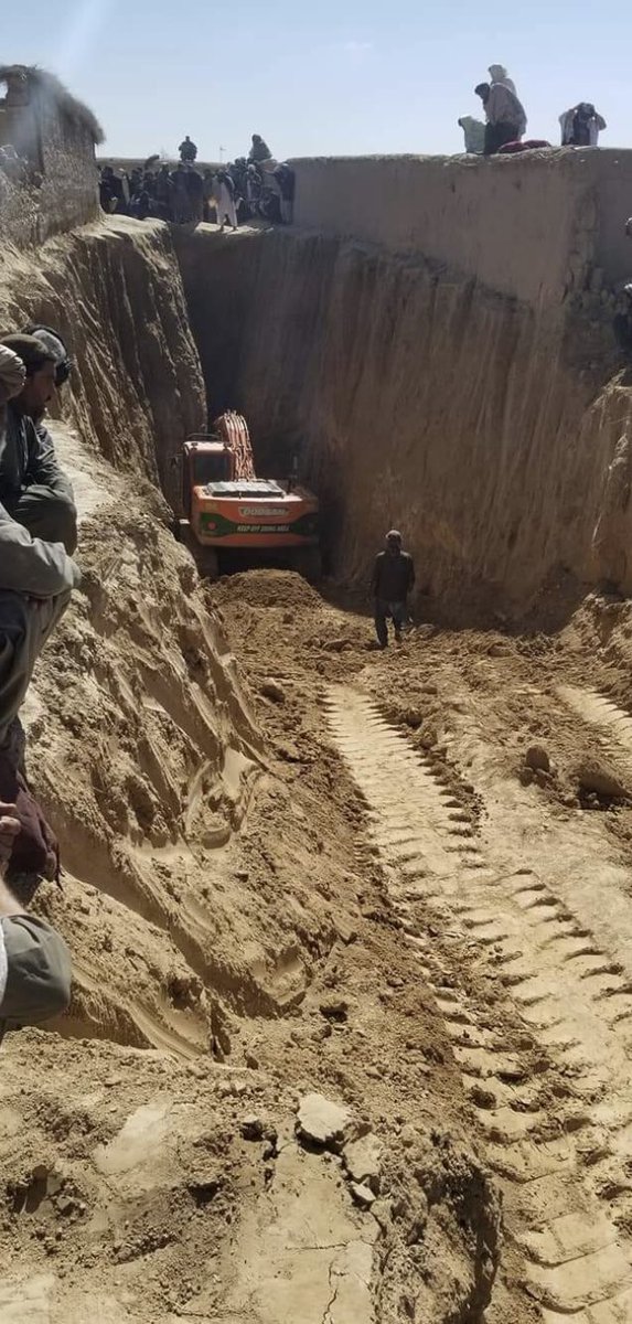 Mya_Den's tweet photo. Courage mon petit je t’apporte tout mon soutient !! Ça me fait rappeler de mauvais souvenirs.. #Rayan 
#Haidar #haidari Reste fort s’il te plaît 🥺 tu vas t’en sortir In Sha Allah! https://t.co/8JZE8upMvX