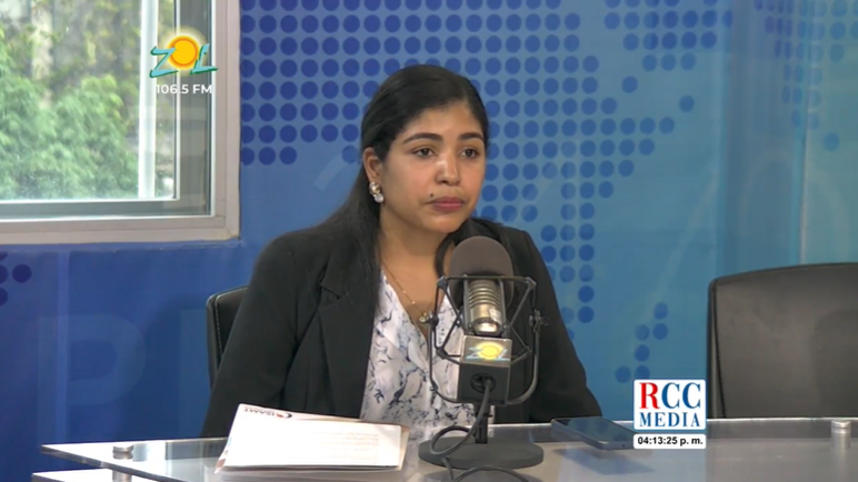ElSoldelaTarde's tweet photo. Angelina Sosa (@angelinasolo) dijo que RD comparado con países como  Cuba, El Salvador y Panamá no tiene tasas tan altas, oscila entre 5.7% y  6.5%, si preocupa que una persona joven se suicide porque habla de problemas estructurales. 

@ZOLFM1065 @RCCMediaRD https://t.co/fFBFxaHsQs