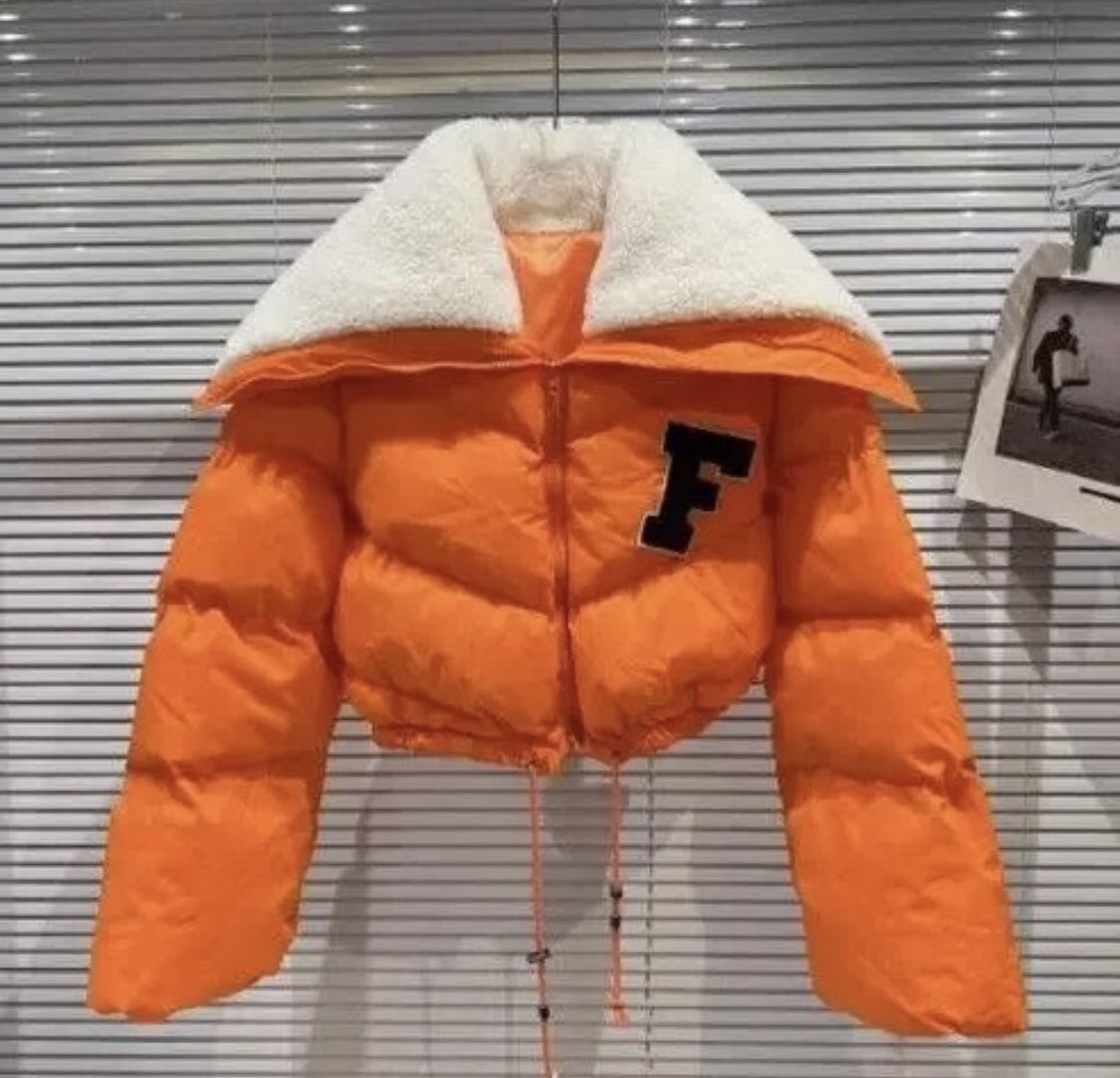 Glamorous_ah's tweet photo. Puffer 

$50 https://t.co/qYnfOAqBNE