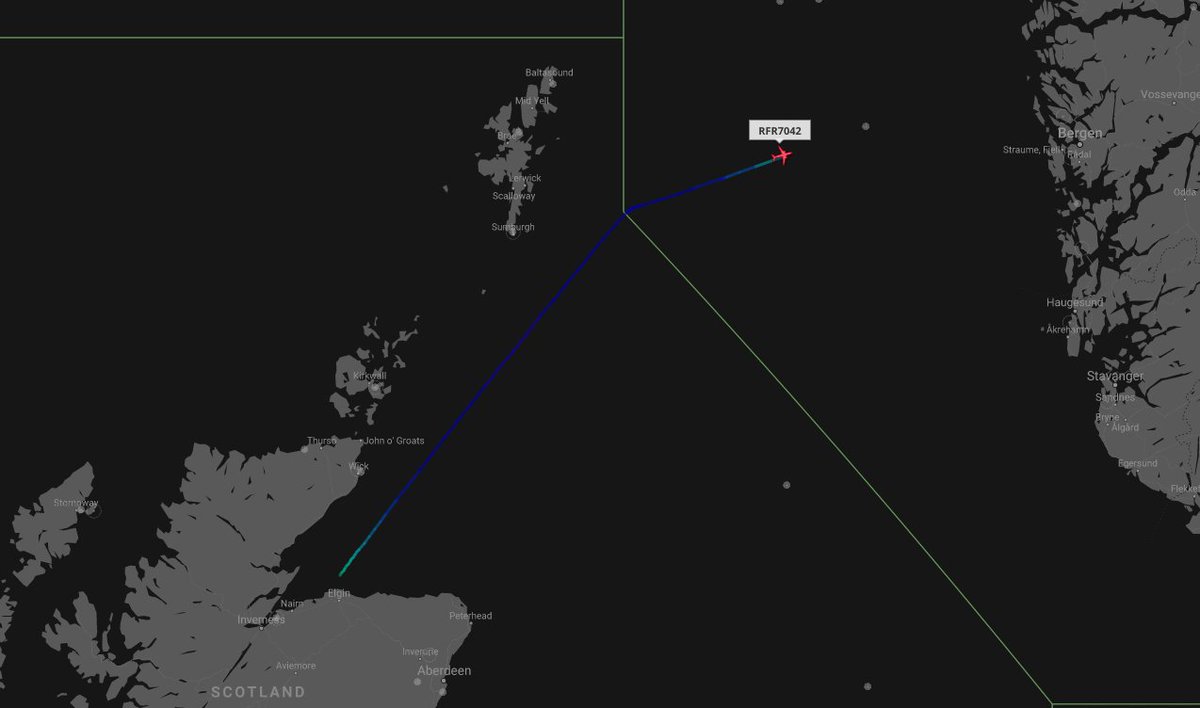 TheSnoopySnoop's tweet photo. #RFR7042
Airborne from @RAFLossiemouth heading to the #Norway coast and descending
#P8A #Poseidon
#ZP804 #43C91B
#haveglass #avgeek #milair #Planespotting https://t.co/owe5zA8d1q