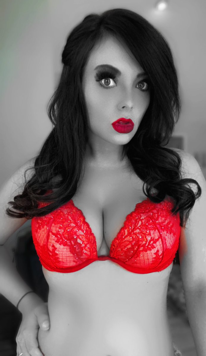 AbsKaPromos's tweet photo. The front and back on the utterly mesmeric @erikaNlexi 🥵😍

Go follow for oodles of horny fun as she homes in on 3k 🤤🤤 https://t.co/7EvuvLx7Ry