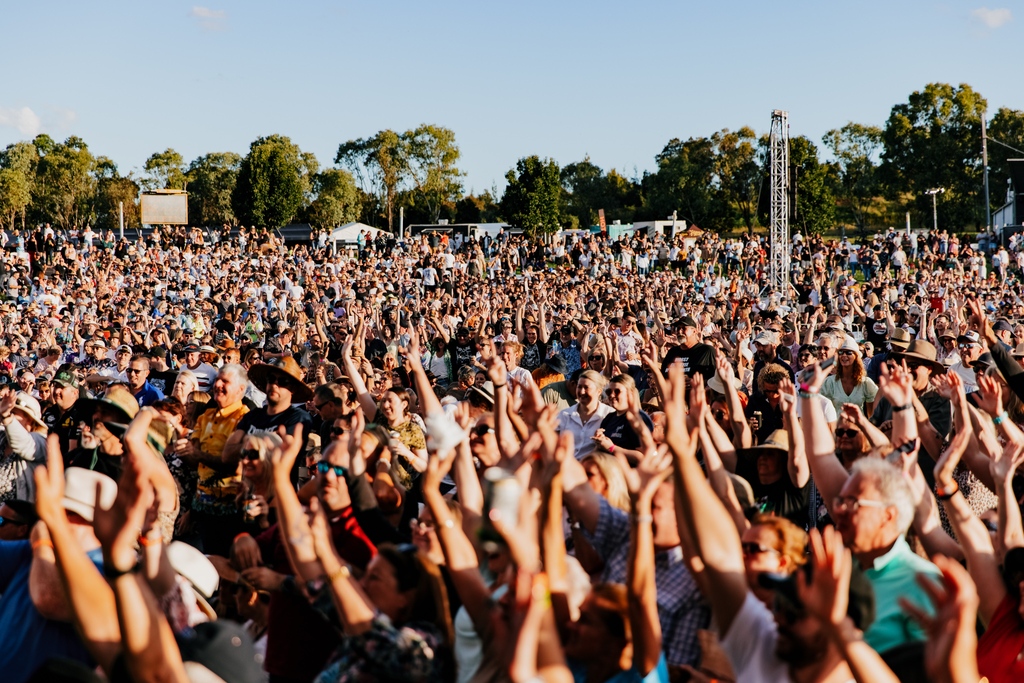 Nothing like being amongst a crowd of like minded music lovers 😍