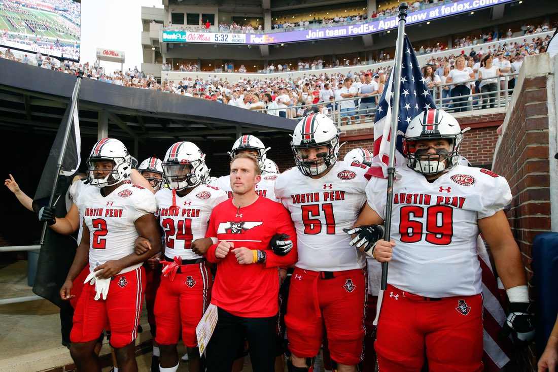 reggiejones224's tweet photo. Blessed to receive an offer from Austin Peay st university @APSUCoachJones @DCorbet55 @staufahema94 @JuCoFootballACE https://t.co/9xRuao3KFS