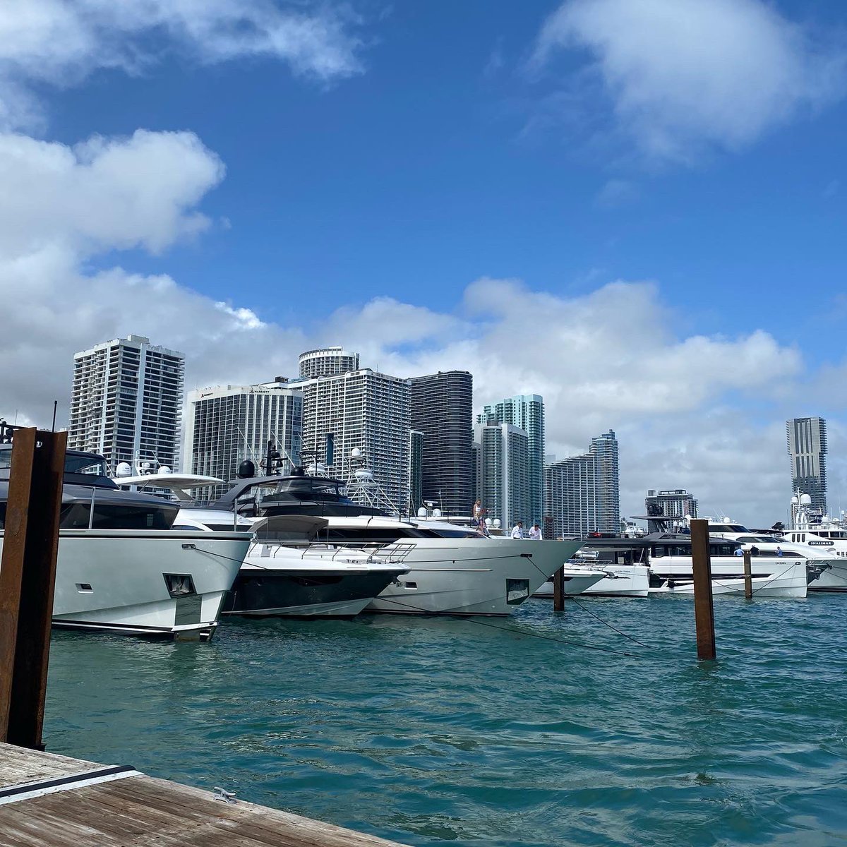 MIASF61's tweet photo. Team #MIASF spent the day exploring the new Discover Boating Miami International Boat Show βοΈ An amazing looking show and it is always a great time to see new faces and old faces out on the docks. Wishing everyone a great rest of their show! #dbmibs #dbmibs2021 https://t.co/qX4ZOSB09o