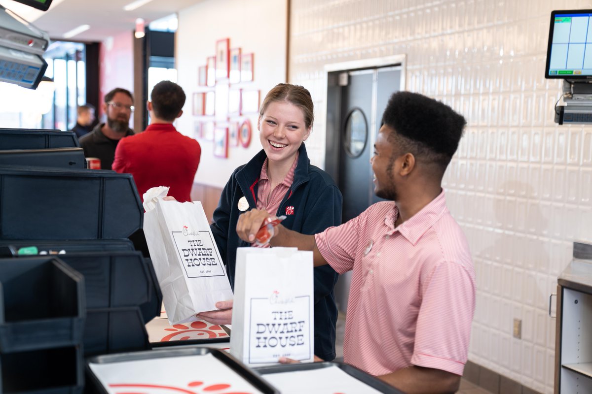 ChickfilANews's tweet photo. The Dwarf House in Hapeville, GA, founded in 1946 and known as the birthplace of the Chick-fil-A Chicken Sandwich, reopened its doors today after a nine month renovation. Read about the newly-designed space here: https://t.co/m0vi2ofa9O https://t.co/9k3uHq0wRO