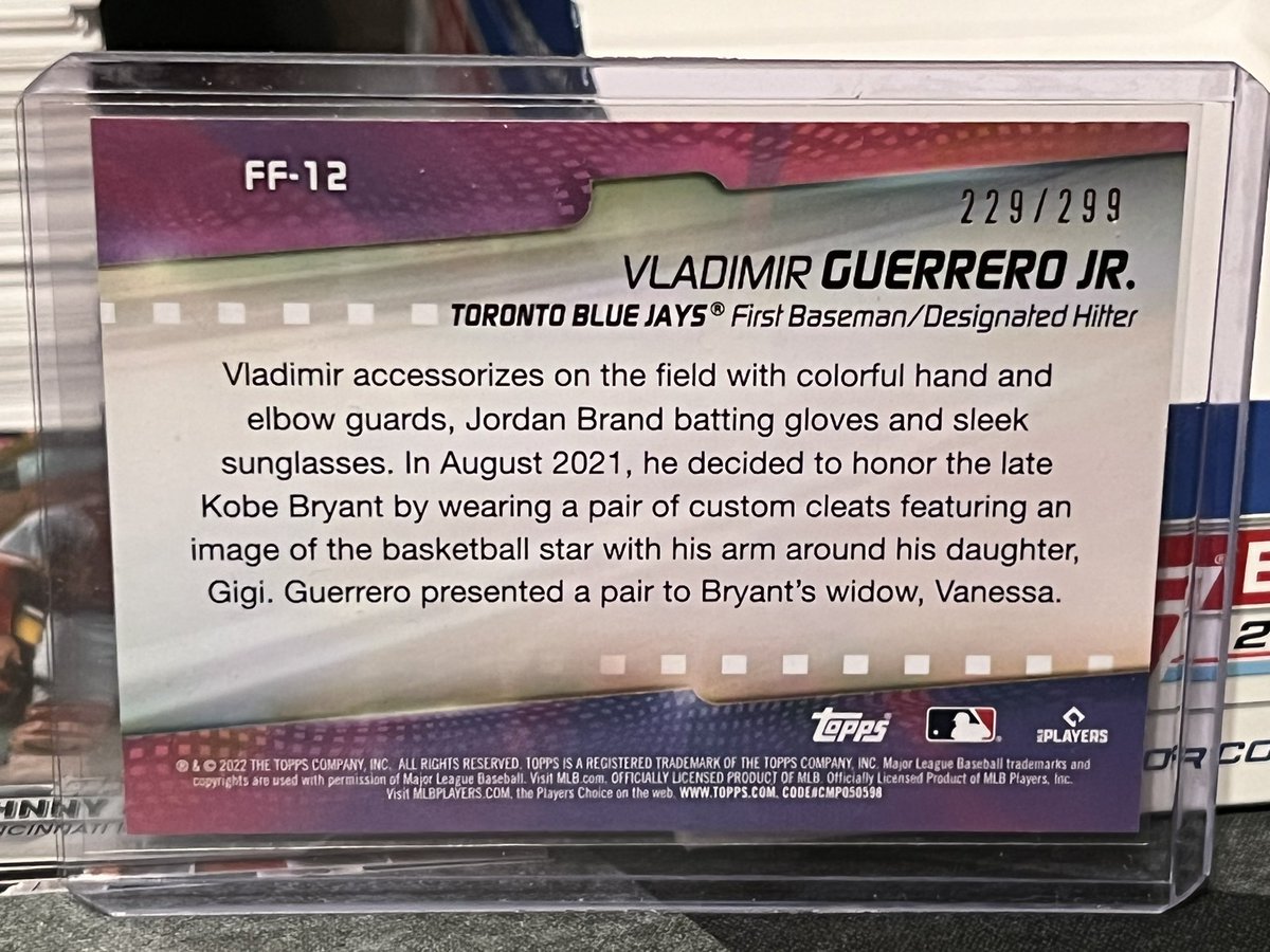 ty_beans93's tweet image. Topps 2022 Vlad Guerrero Jr - Flashiest feet /299 (last did $42.50) #TheHobby #Topps2022 

$35 shipped BMWT

@sports_sell @Hobby_Connect @HobbyConnector