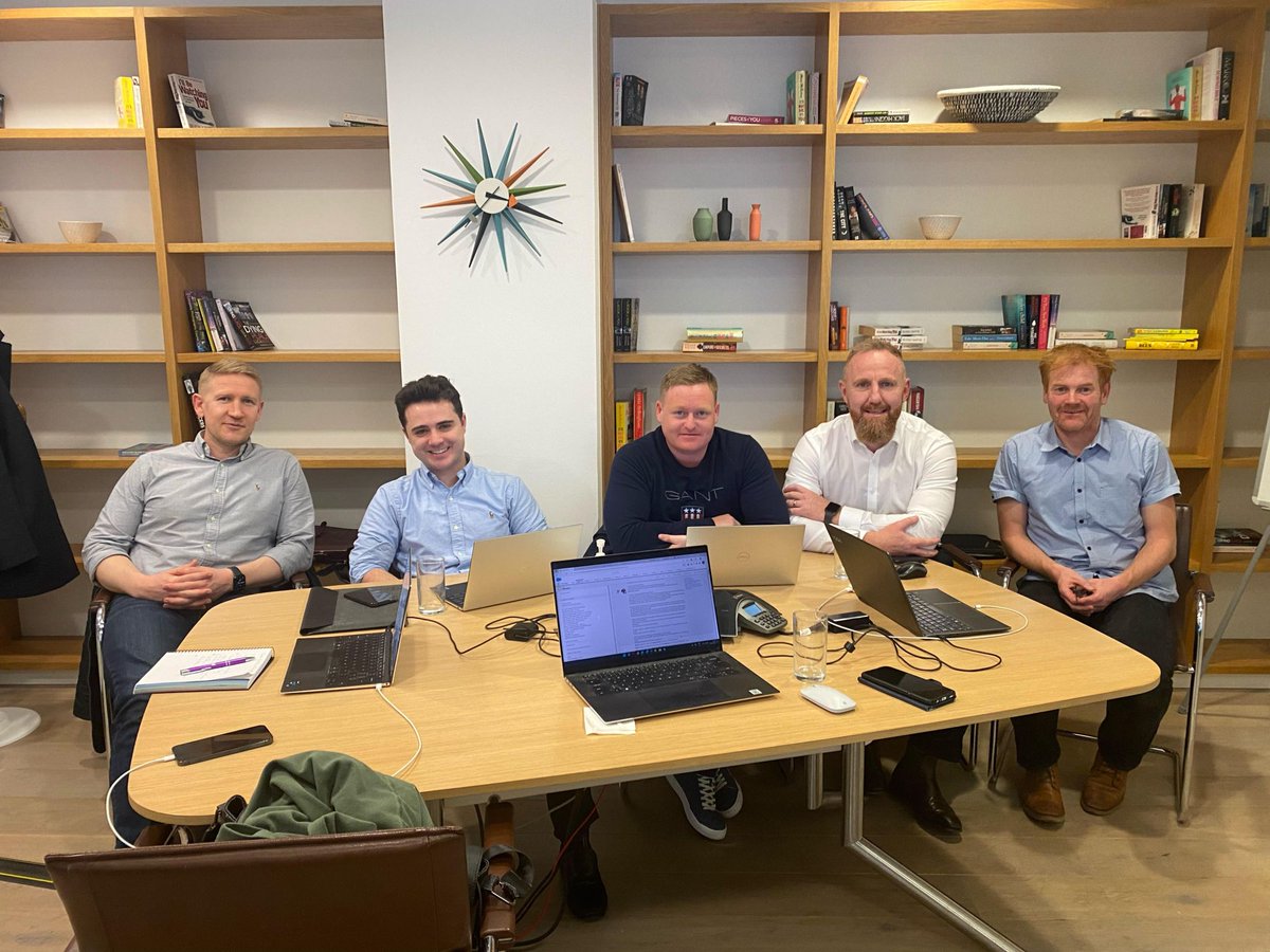 More4apps tweet media