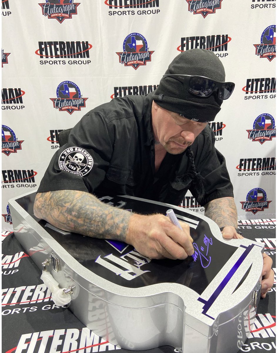 JUST IN: <a href="/WWE/">WWE</a> has named <a href="/FitermanSports/">Fiterman Sports</a> as the Official Autograph Partner of WWE. 

The multi-year deal includes autograph signing sessions featuring WWE Superstars, Legends and Hall of Famers.

Fiterman has exclusive deals with Mike Tyson and Pete Rose among others.