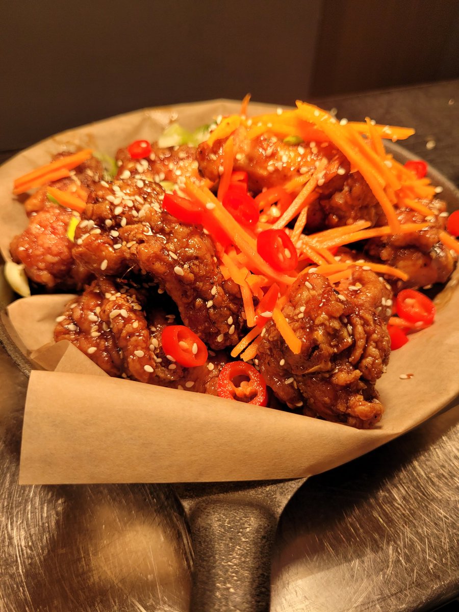fuzionflavaz's tweet photo. Chicken Wings Thursday #fuzionflavaz #chickenwings #RecipeOfTheDay #Wings #cuisine #chefs #Bournemouth #poole #cheflife https://t.co/3v2Ga2HS2w