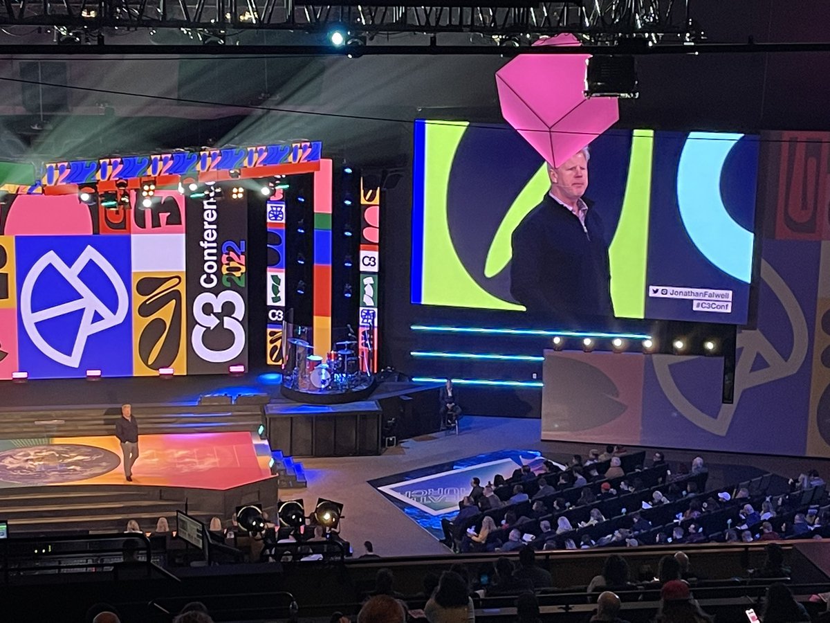 HOURLY LIFE of Fred Campos tweet media