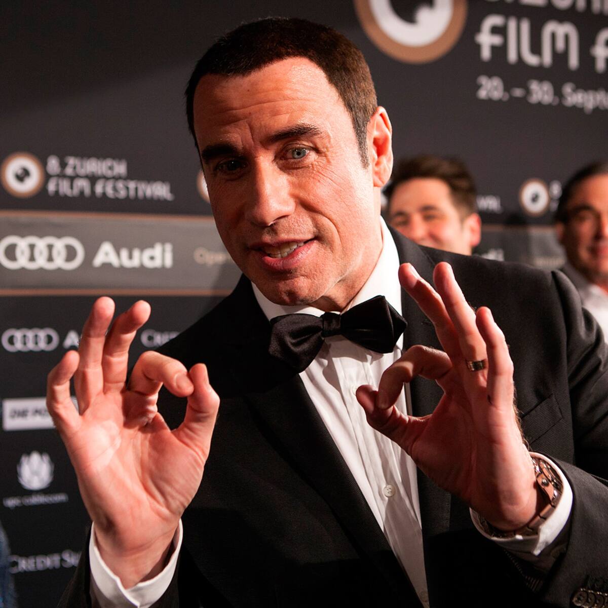 zurichfilmfest's tweet photo. #HappyBirthday John Travolta🎂 !
He was our guest of honour in 2012 when he received our Lifetime Achievement Award and presented the 8th ZFF's opening film SAVAGES.
To 68 years, John... and many more!
#JohnTravolta #LifetimeAchievementAward #ZFF2012 #Savages https://t.co/2bJRQMMSV2