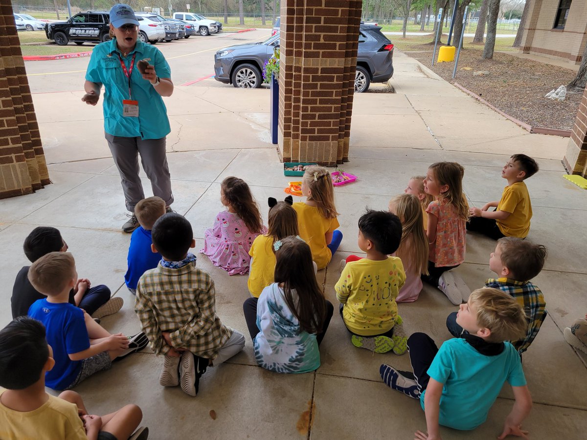 Becky Aleman tweet media