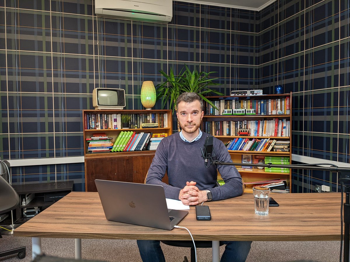 Сегодня у нас не совсем обычные дебаты: в студии — только ведущий <a href="/DAndrusenko/">Dmitry Andrusenko</a>, а кандидаты в главы отделения в Хорошёво-Мнёвниках подключатся дистанционно. Совсем скоро начнём, подключайтесь:
youtu.be/kKb0dlhVazc