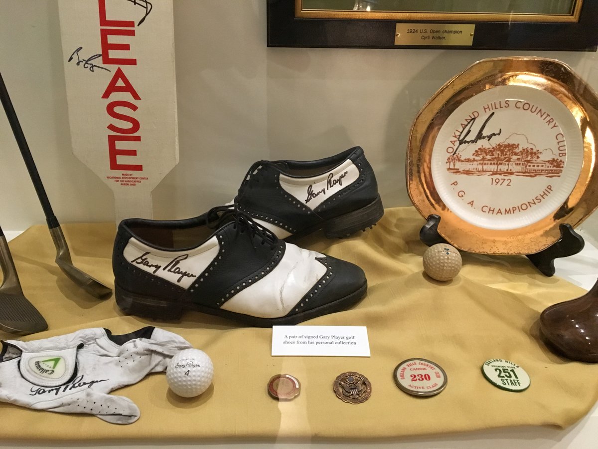 thekylemattson's tweet photo. Some of the memorabilia that was on display inside the #OaklandHills clubhouse https://t.co/Rm4xvVjckO
