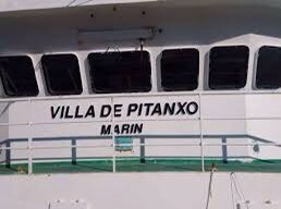 FdeCastroS's tweet photo. Consternado por los muertos+desaparecidos del #VillaDePitanxo,sus familias,por #OMorrazo,por todos... De pequeño quería ser #marino... de salón: hay que ser un valiente para #marear de verdad,para enfrentarse al #mar y a la #Naturaleza desencadenados.Descansen en la Paz de Dios. https://t.co/96rjJdBNu9