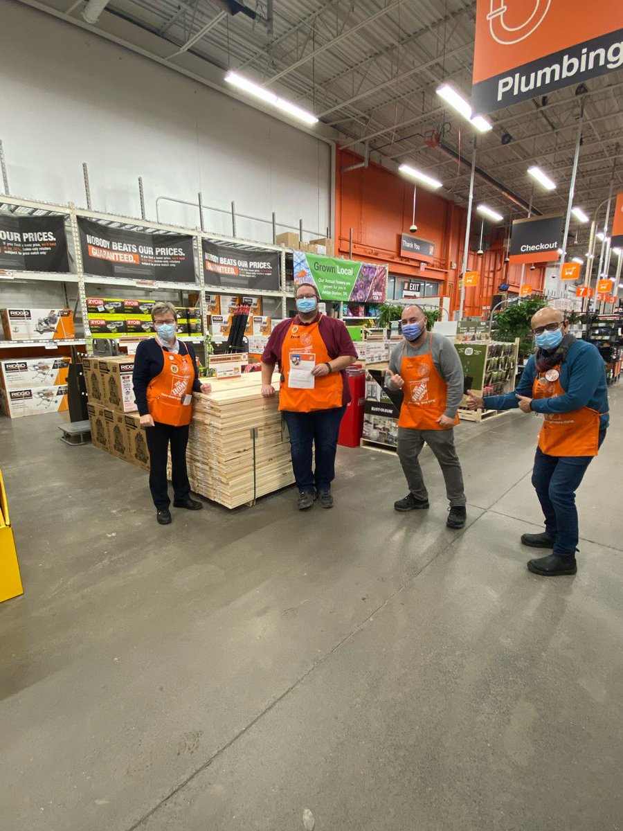 WorkshopWestley's tweet photo. Shout out to Kevin at store 7023,  for putting your passion into action with our woodworking event! Thank you for demonstrating true entrepreneurial spirit! @Hdpamcan @HomeDepotCanada https://t.co/purk7R2A4T