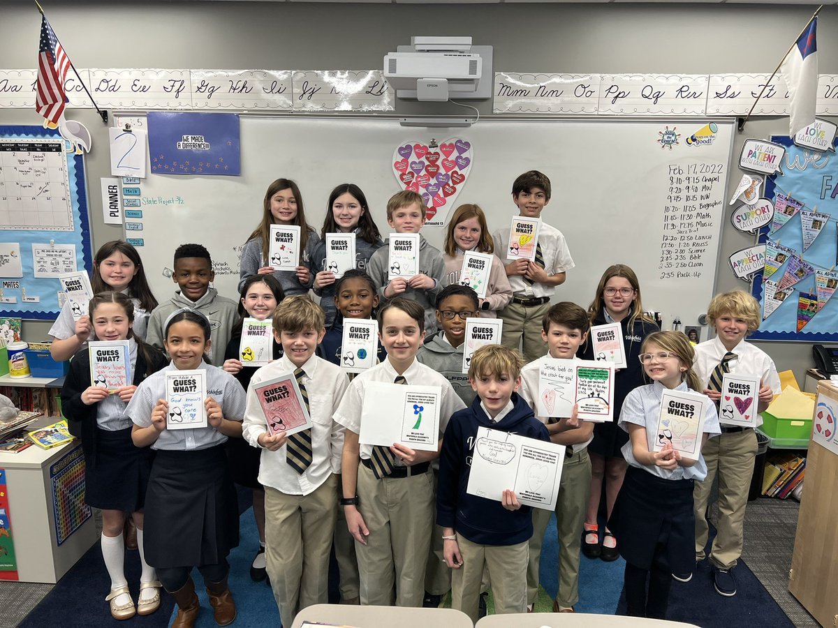 WA4thDavid's tweet photo. Our chapel this morning was a reminder of God’s love!  We then made encouragement cards for healthcare workers! https://t.co/dmmdnUXR32