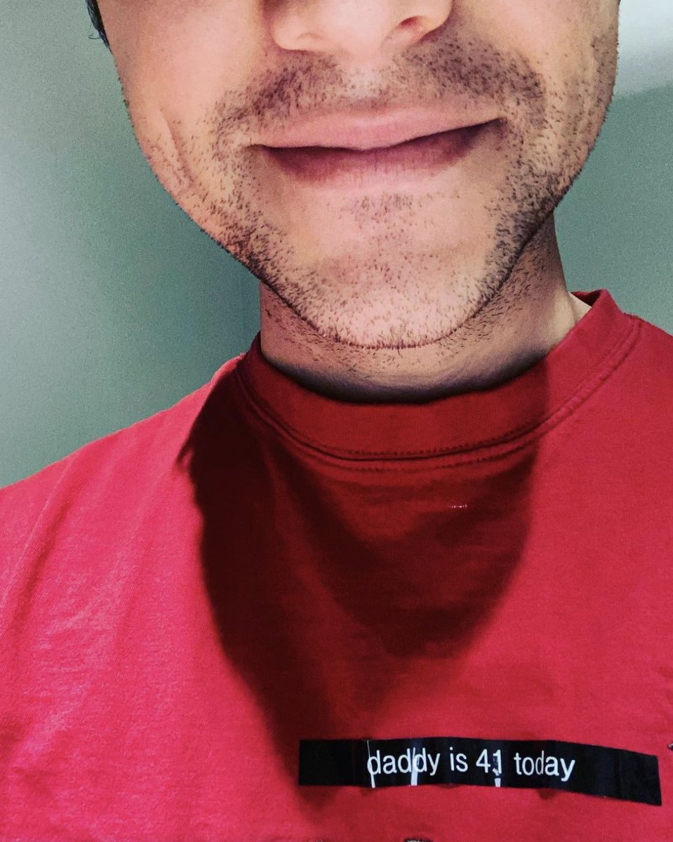 hitRECordJoe's tweet photo. Age is a label 😊 Thanks for all the birthday wishes everyone 💙 https://t.co/tFqhj5kOWF