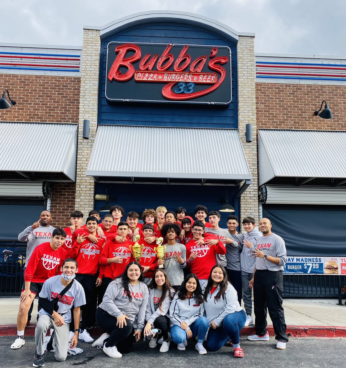 CoachBourgeoisN's tweet photo. These young men worked hard all season to finish with an 18-4 record!!! We have a great foundation to build on…Thank you all for your efforts and let’s continue to “🅿️ound the Rock”! 🪨⛏ @RAYHSBasketball @wbrayhs @wbrayfootball #TexanPride #ProudCoach #PoundTheRock #RayWay https://t.co/cRpjjoGjJh