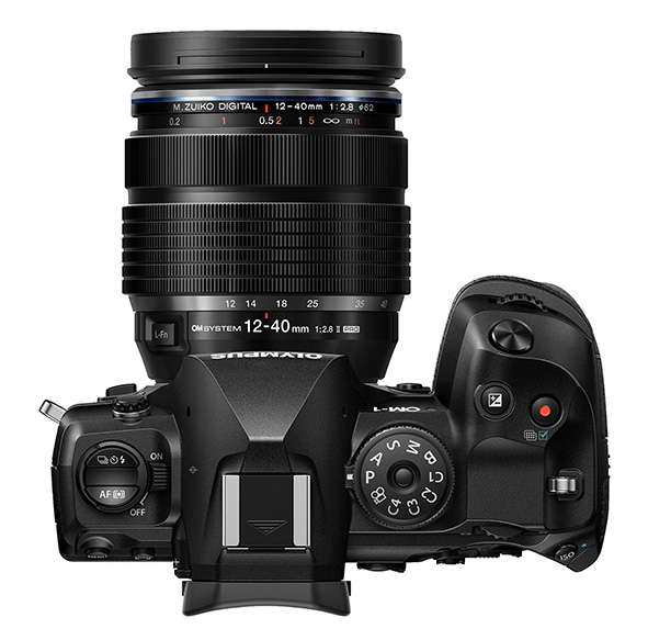 pmstudionews's tweet photo. Quanti ricordi dietro la sigla OM-1! Questa volta però si tratta della nuova fotocamera @OMSYSTEMcameras il nome che sostituisce #OLYMPUS dopo le varie vicissitudini del marchio @OlympusItalia #mirrorless MicroQuattroTerzi professionale #pmstudionews https://t.co/H01B2DJNmq https://t.co/mN27Wv4jIM