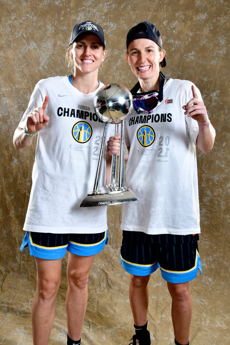 WNBA's tweet photo. Vanderquigs are ready to run it backkkk 🏆

Y'all ready to see them in Sky Town this summer?! #WNBAFreeAgency https://t.co/GfstffB9vP