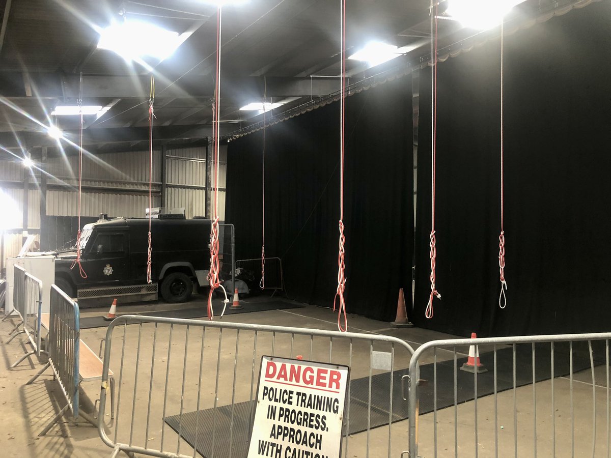 CliveBushMInSTR's tweet photo. A good teams meeting with one of our leading sponsors for @Grimpday #GrimpNA #NLG @INTVNRESCUE this morning lots of exciting things to assist us in the competition 🇬🇧🇺🇸 @RopeRescueLead #countingdownthedays also replaced the ropes in our training area @Lilla_Pete 👍🏻👍🏻 https://t.co/yUNTGxVcNE