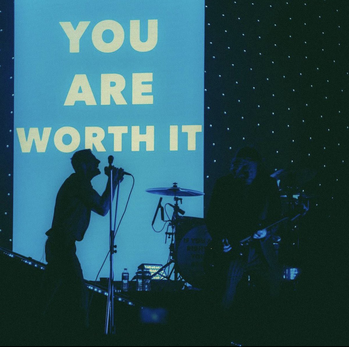 themaine tweet picture