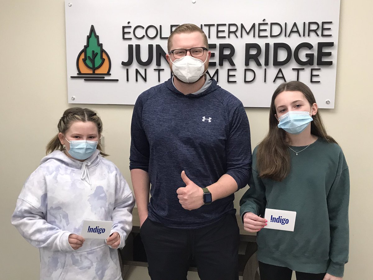 Congratulations to Kendra Bennett and Emma Lacey, this weeks winners of Project Positivity! Mr. McDonald presented them with their prizes!