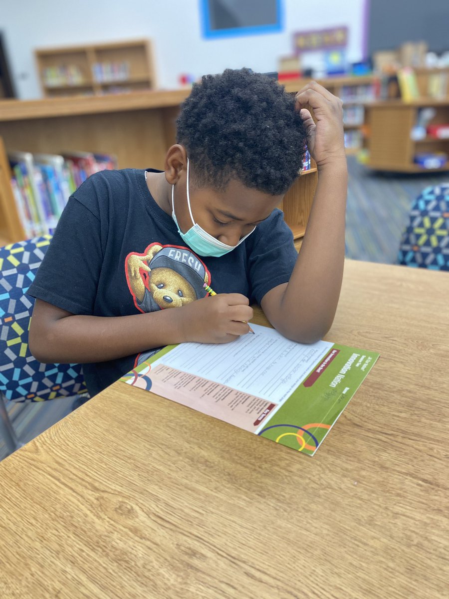 BrickLovesBooks's tweet photo. 5th grade learning all about #Entrepreneurship with @JAoENC . #meaningfuldiscussions #virtuallearning #edtech #ncedtech #magnetschool #wcpss https://t.co/yPGVyVRN3C