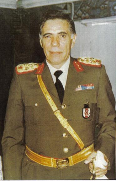 32. Jandarma Genel Komutanı Eşref Bitlis Paşa'yı şehadetinin yıl dönümünde saygı ve rahmetle anıyoruz. 
Aziz ruhu şad olsun