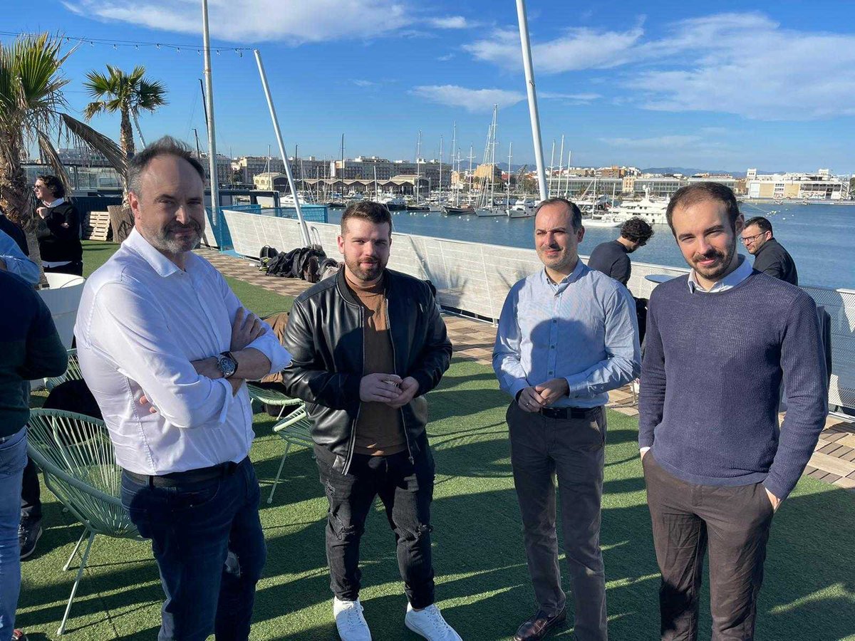 wenalyze's tweet photo. Founders meetup during the #GoHubDay 🙌 Thanks a lot @GoHubTech for bringing us the opportunity of meeting our colleagues of the tech industry and sharing our experiences
#GoHubPeople #Wenalyze https://t.co/Jf13YqLu47