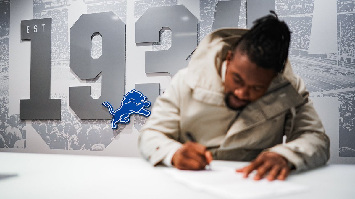 Lions's tweet photo. Making it official! 

@jasoncabinda https://t.co/FnVqbHr8Cx