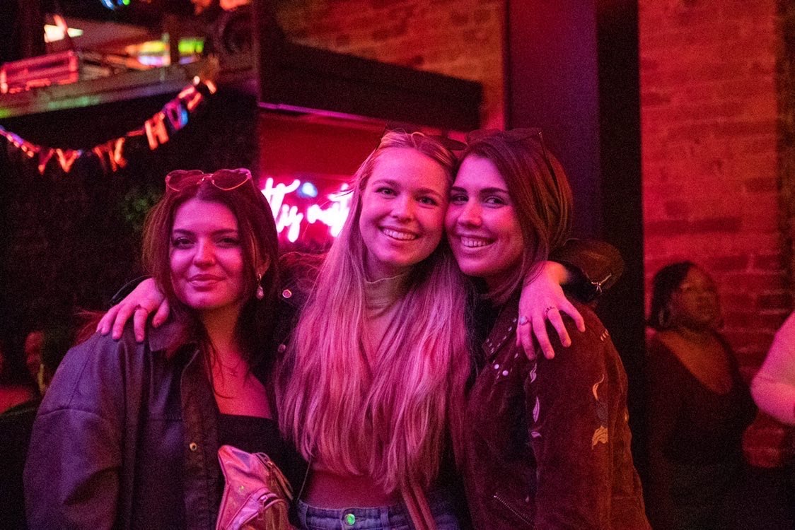 regmopromo's tweet image. Thank you all for the dope energy last week and the support. If you missed the I Love U Street bar crawl love fest, here are some photos. Live vicariously. Stay tuned for the next episode. #regmopromo #loveubarcrawl