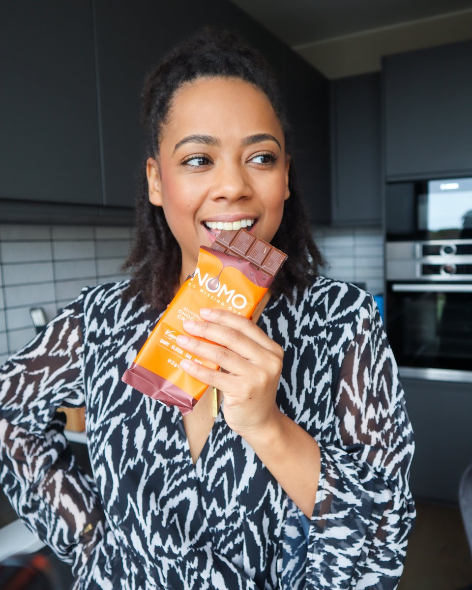 NOMOChocolate's tweet photo. Chocolately orangey goodness 😋
Switching to vegan free-from alternatives during Flexi Feb doesn’t mean you have to give up the classics 🍫🍊
Available in Sainsbury's, Waitrose & at https://t.co/8wkyfpgbKy
#vegan #FlexiFeb #NOMO #dairyfree #eggfree #glutenfree #nutfree https://t.co/Xnkofmorj0