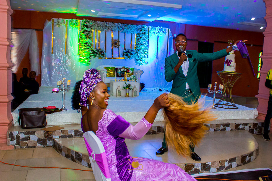 You deserve to have fun on your big day and that's why you should hire me as your MC. 

You deserve the best 

#oxlade #Tinubu