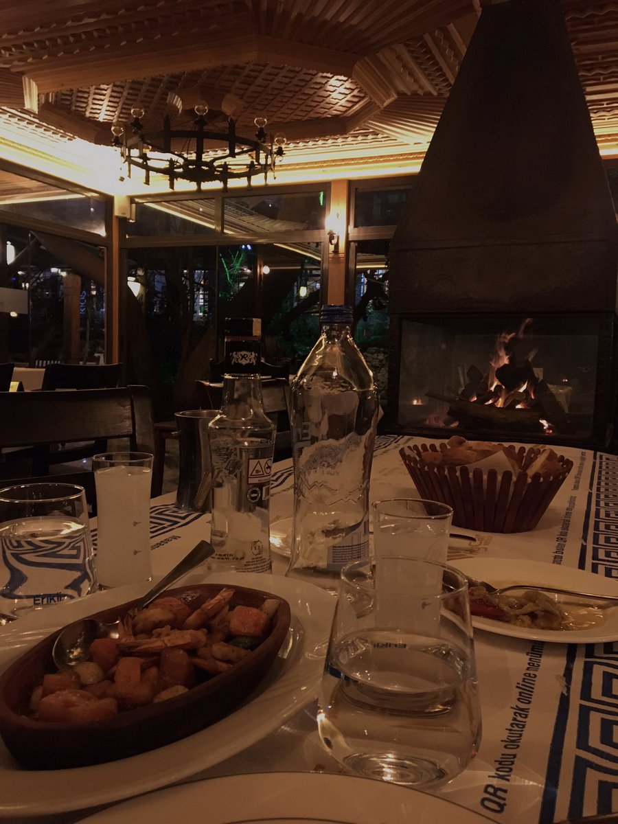 cicekalks's tweet photo. Bazı anlar hep yaşanmalı.. https://t.co/Le9Wb8cSFG