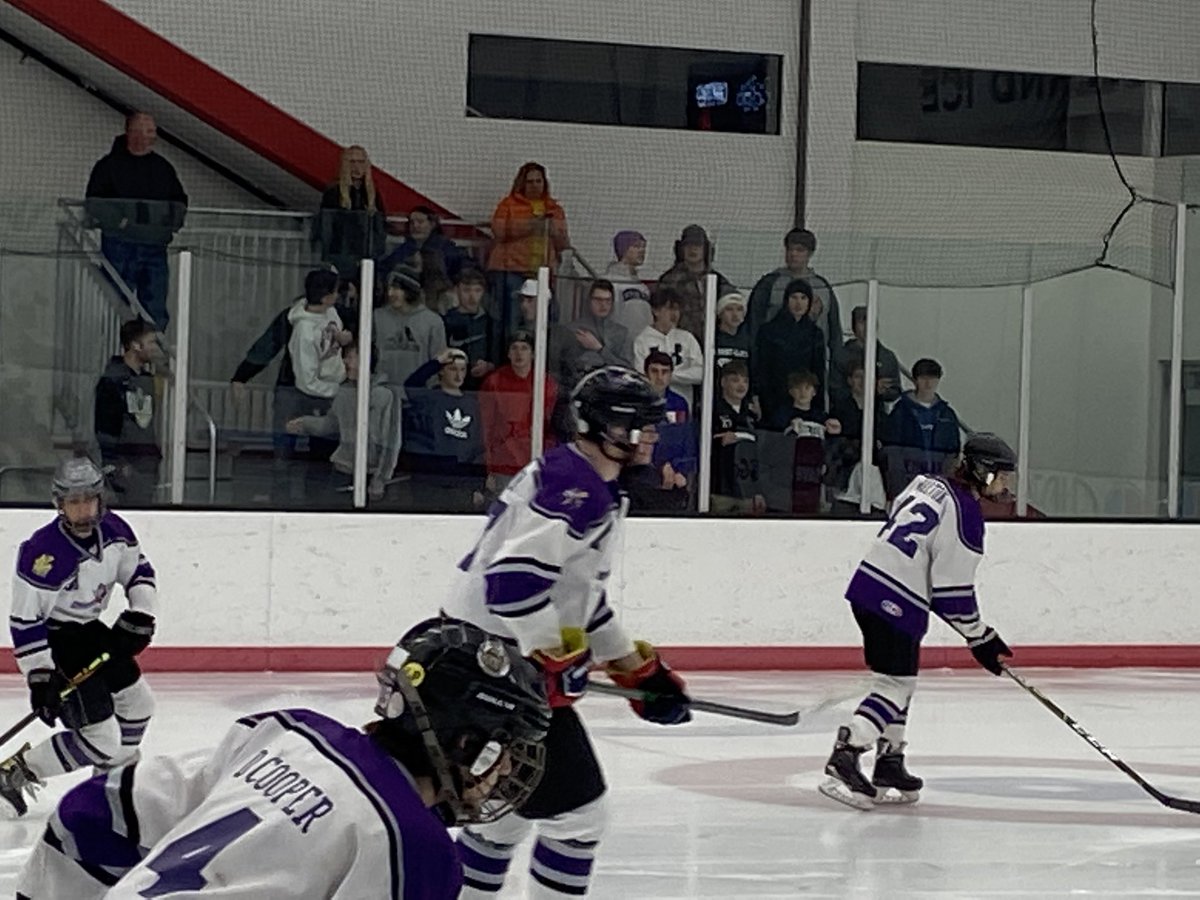Omaha Metro (high school hockey team consisting of OPS students) would like to thank the Burke students for their attendance and support last night.  Burke students, Drew and Spencer Cooper and Zach Walton especially appreciated it.   Thank you and please come again!
