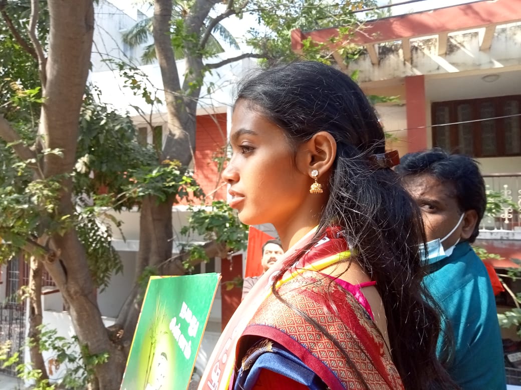 #வெல்லப்போறான்_விவசாயி
#சீமான்
#நாம்_தமிழர்