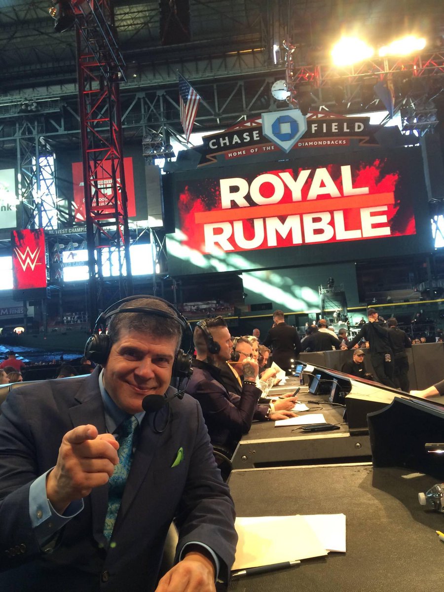 La WWE necesita exaltar a Carlos Cabrera al Salón de la Fama de la WWE. Le dedicó 29 años a la empresa y es el comentarista más longevo en la historia de WWE. Dale RT a esta publicación si crees que Carlitos Cabrera debe ser exaltado al Hall of Fame. Haz sentir tu voz.