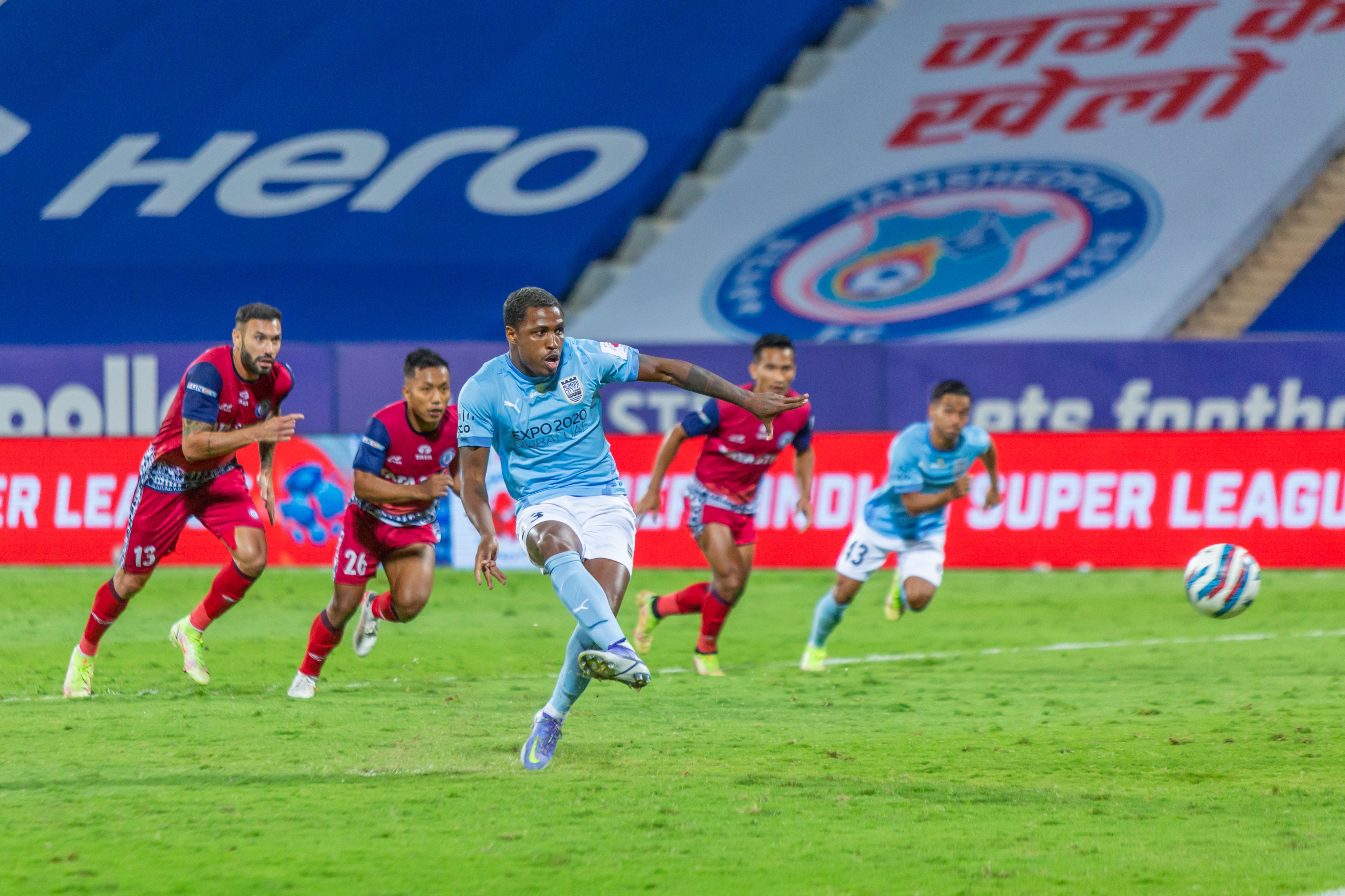 ISL Season 8: Mumbai City's Des Buckingham proud of his players despite 3-2 defeat against Jamshedpur FC