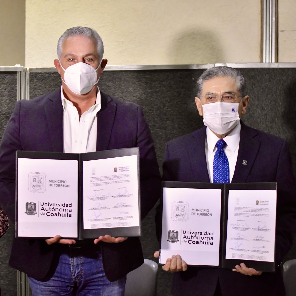 RomanCepeda's tweet photo. Hacemos sinergia con la @UAdeC mediante la firma de un convenio de colaboración que beneficiará el sector educativo y a las y los ciudadanos de nuestro municipio. https://t.co/dqbVXzUlVp