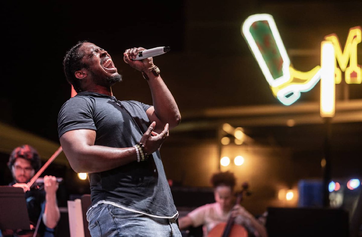 NoshBottle's tweet photo. Ready to vibrate with emotion? @Quentin Moore tonight at Nosh &amp; Bottle starting at 8 PM
RSVP: https://t.co/hrPxpvJI6Y https://t.co/fSATe5ZA1Z