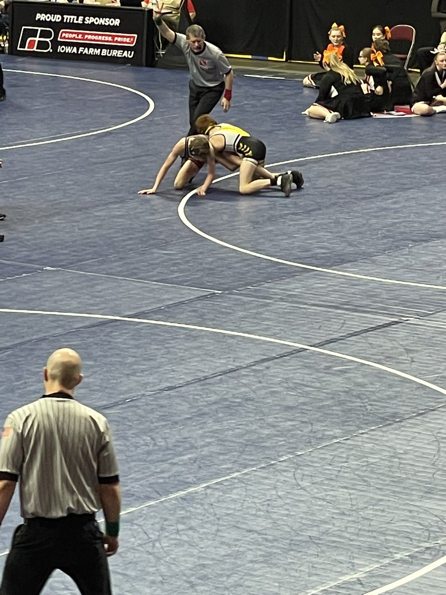 atlwrestling1's tweet photo. 106 Aiden Smith takes on E. Long from.  And defeats him by pin!!! Aiden will advance in the consolation bracket! Nice pin!   @AtlanticTrojans @barstoolcam1  #TrojanPride https://t.co/cc2WGJ1L6i