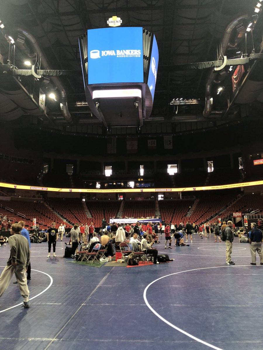 We are weighed in and ready! Wrestling starts at 1:30, Edgar will be on the mat around 2:15-2:30. Retweet to wish him good luck! #GoBigGreen