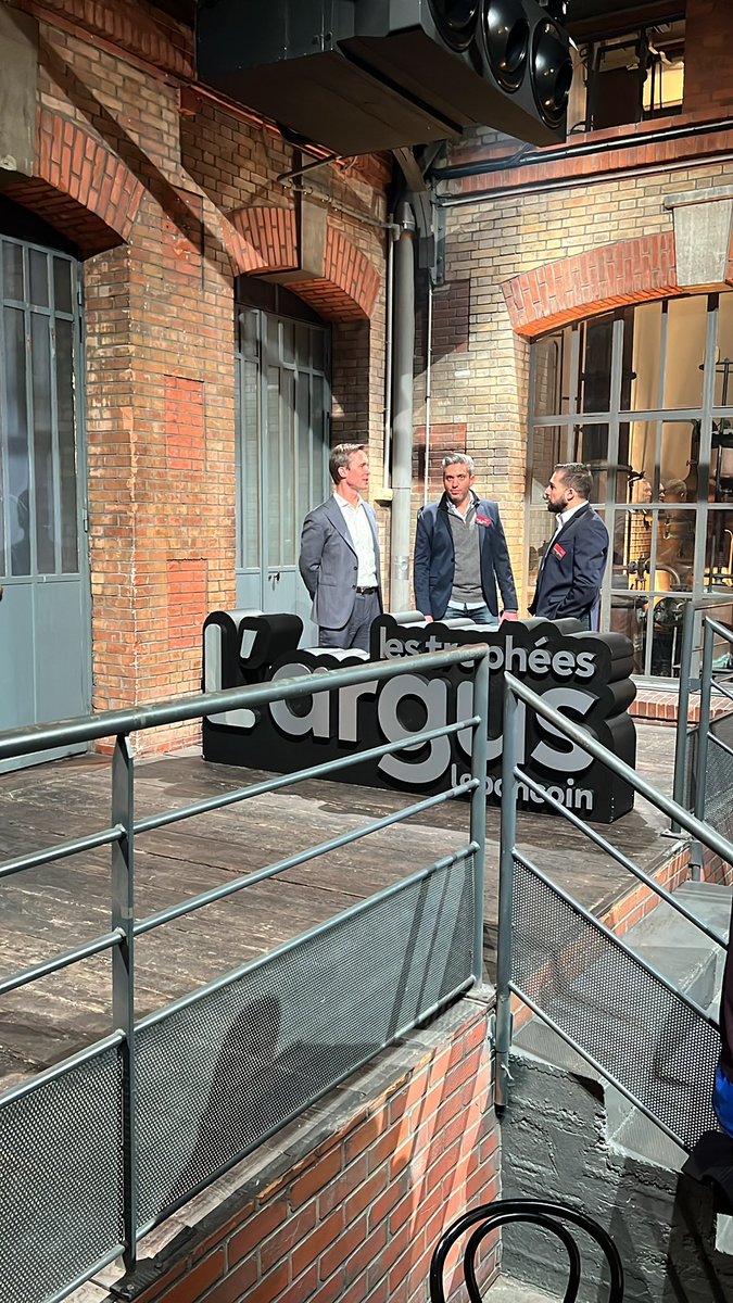 fred_trend's tweet photo. #TropheesLargus2022, ça va bientôt commencer ! @Largus_auto https://t.co/O37rT5Qjnt